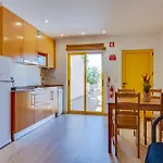 Side - 1bdr Retreat With Bbq & Patio Villa Quarteira