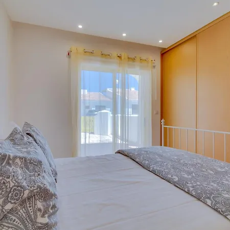 Side - 1bdr Retreat With Bbq & Patio