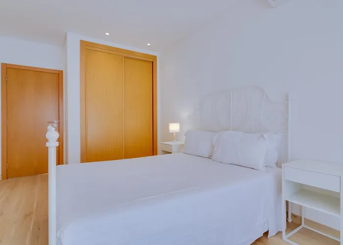 Vila Side - 1bdr Retreat With Bbq & Patio