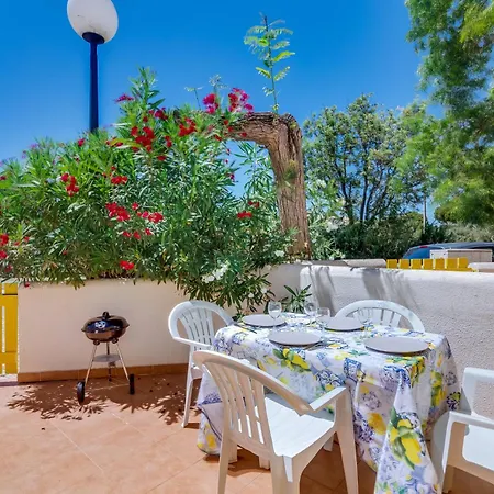 Villa Side - 1bdr Retreat With Bbq & Patio